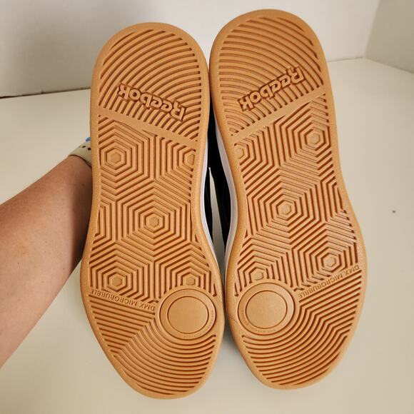 Reebok Court Advance Black/White/Gum Men's 7, Women's 8.5 Medium - Picture 9 of 9